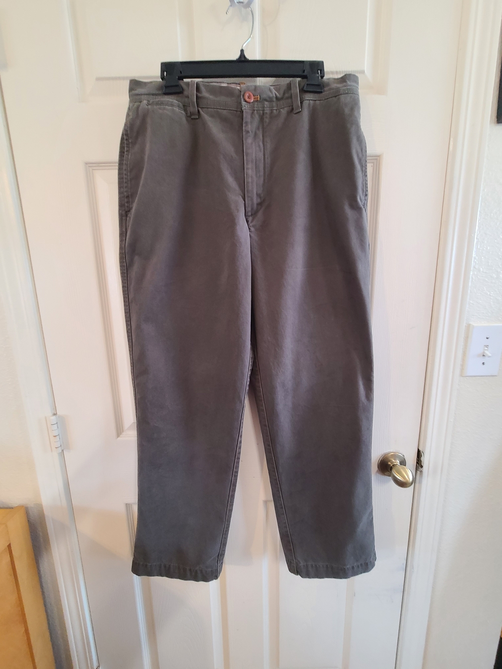 Timberland Men's Gray Chino Pants - Classic Straight Leg